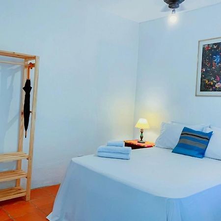 Elephant Guesthouse Beira Mar - Suites Com Cafe Da Manha Ilhabela Eksteriør bilde